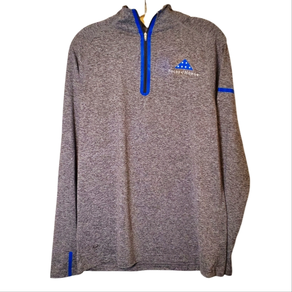 PENNANT | Men’s heathered-gray Folds of Honor 1/4 pullover shirt. Size small.